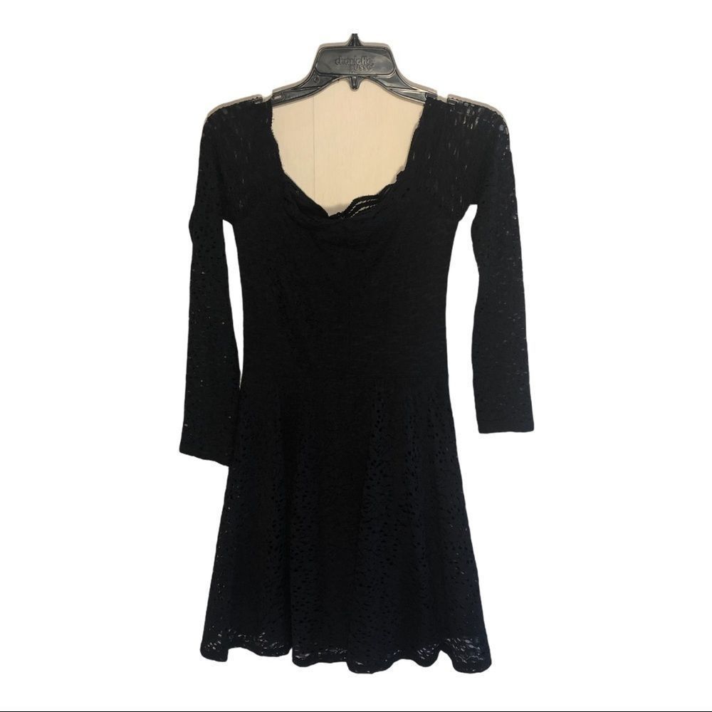Hollister  Stretch Lace Mini Dress Long sleeve.  S